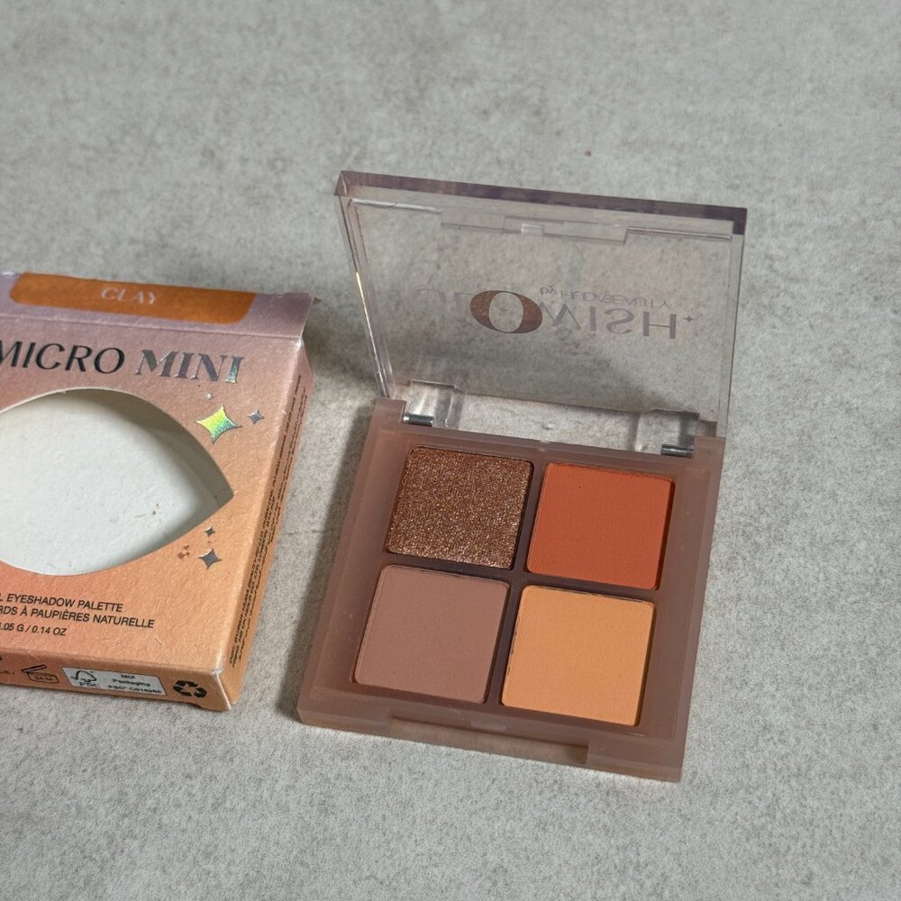 Glowish by Huda Beauty Mini Eyeshadow Palette Clay - Picture 3 of 4